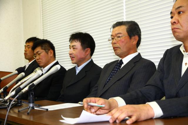 2010.11.10 釜山射撃場火災から1年を前に心境を語る遺族。