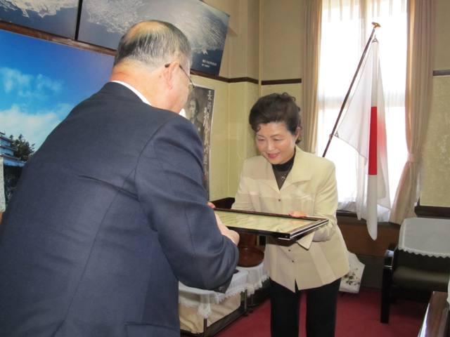 2011.02.16 農林水産大臣表彰に輝いた笠置さん