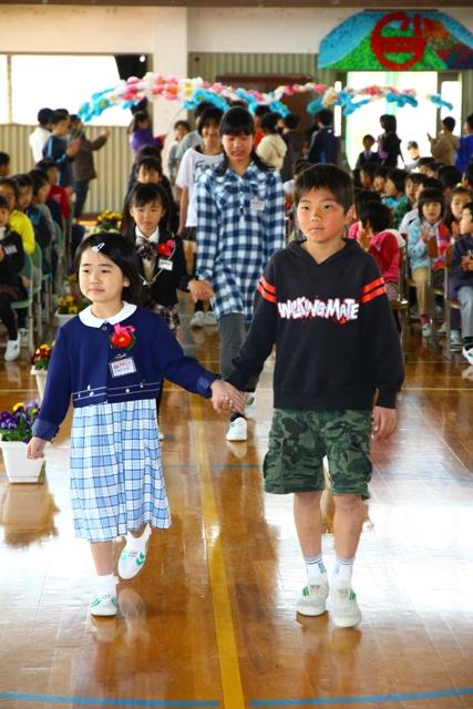 2012.04.10 島原市内の小中学校で入学式
