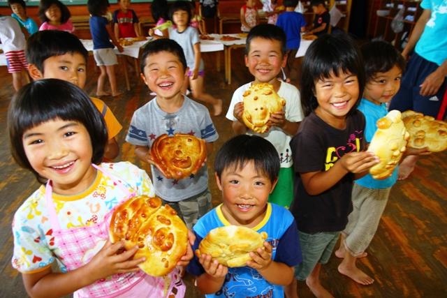 2012.06.15 「父の日」前に似顔パンづくり