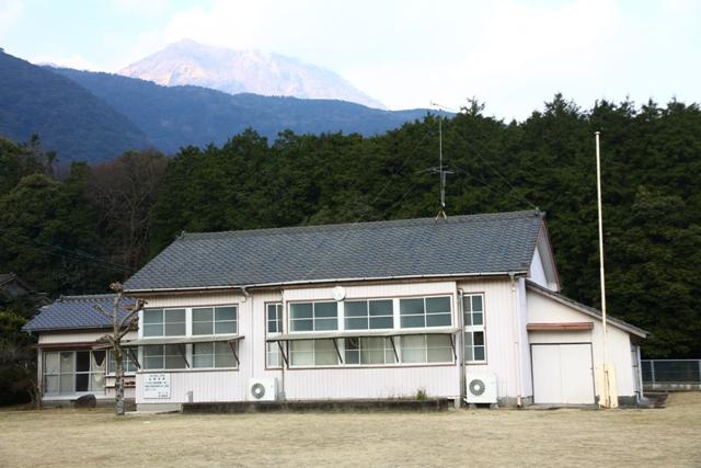 2013.01.11 山の寺分校跡にIT開発拠点